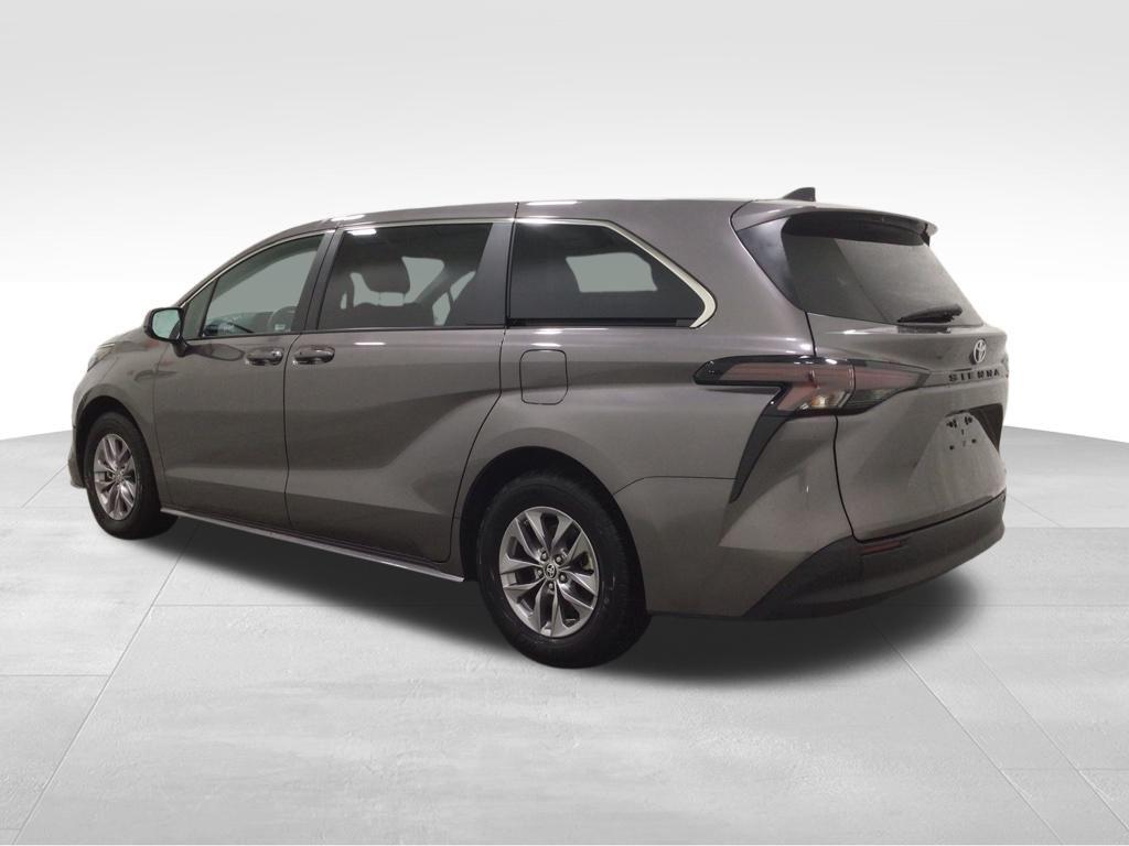 used 2024 Toyota Sienna car, priced at $35,800