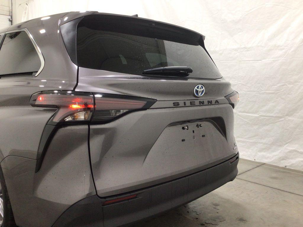 used 2024 Toyota Sienna car, priced at $35,800
