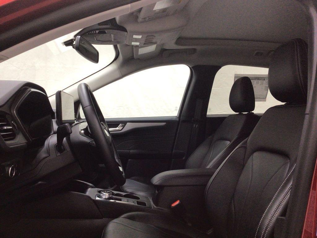 new 2025 Ford Escape car, priced at $40,727