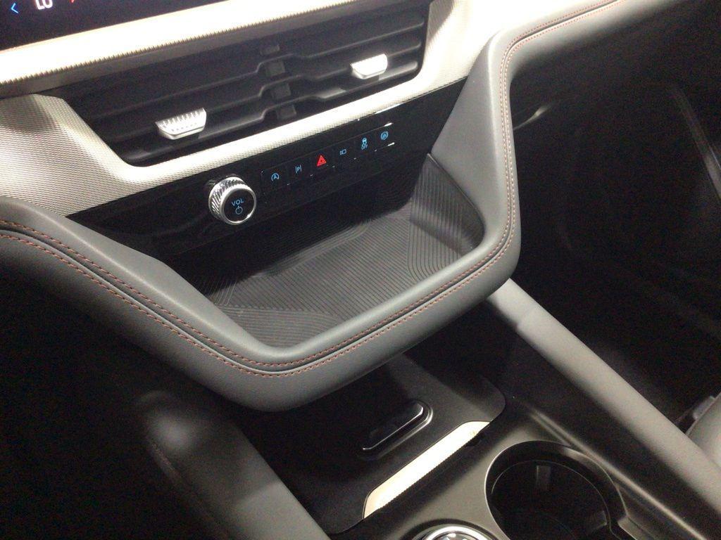 new 2025 Ford Explorer car, priced at $45,609