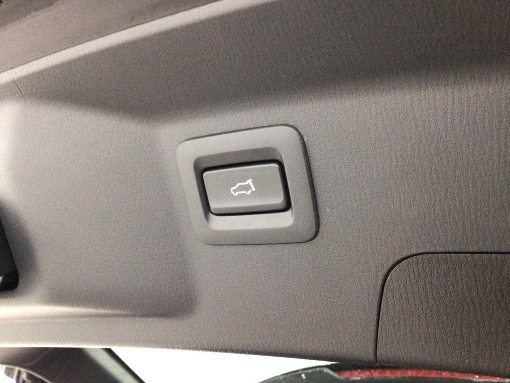 used 2022 Mazda CX-9 car, priced at $25,800