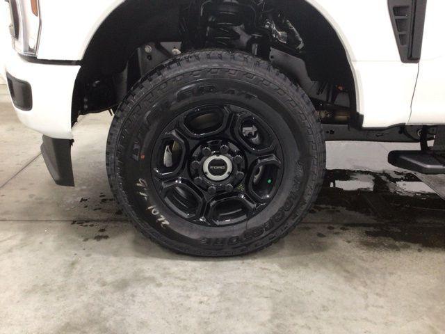 new 2025 Ford F-350 car, priced at $56,756