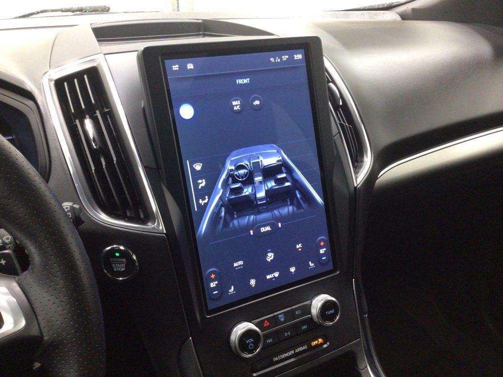 used 2022 Ford Edge car, priced at $29,500