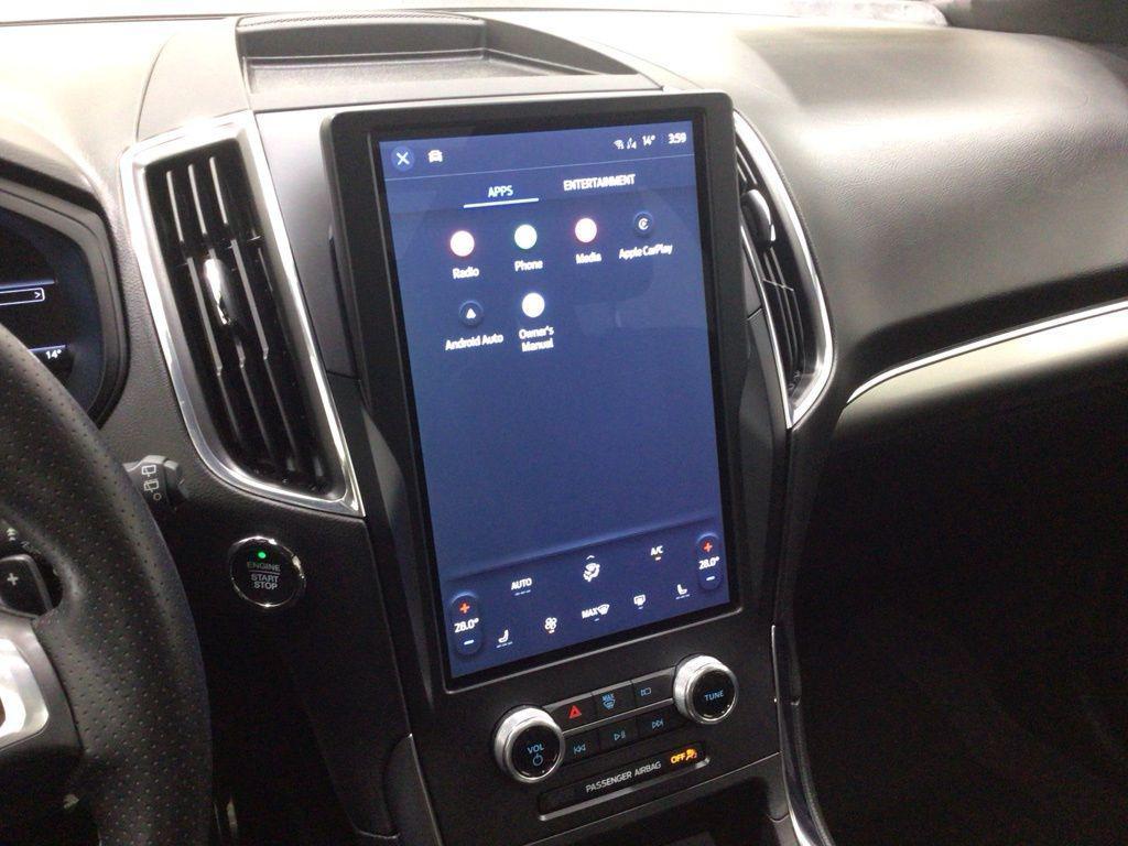 used 2022 Ford Edge car, priced at $29,500