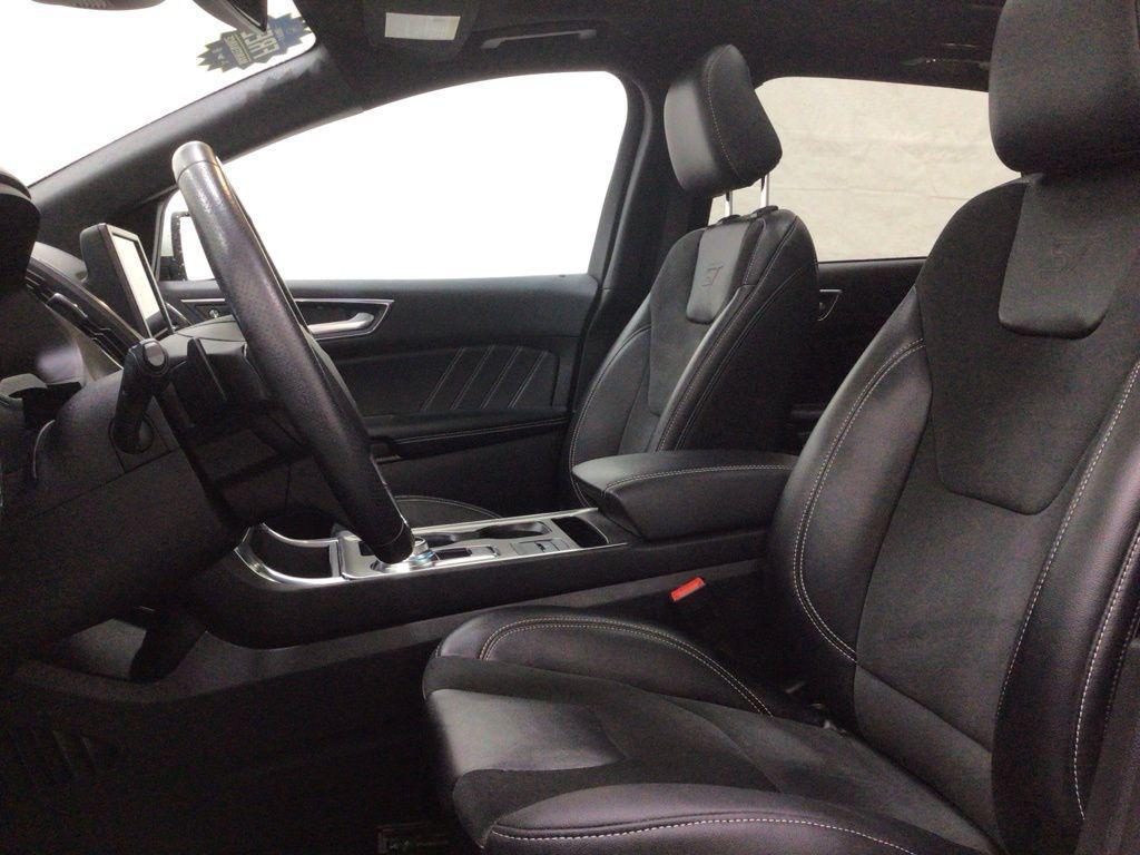 used 2022 Ford Edge car, priced at $29,500