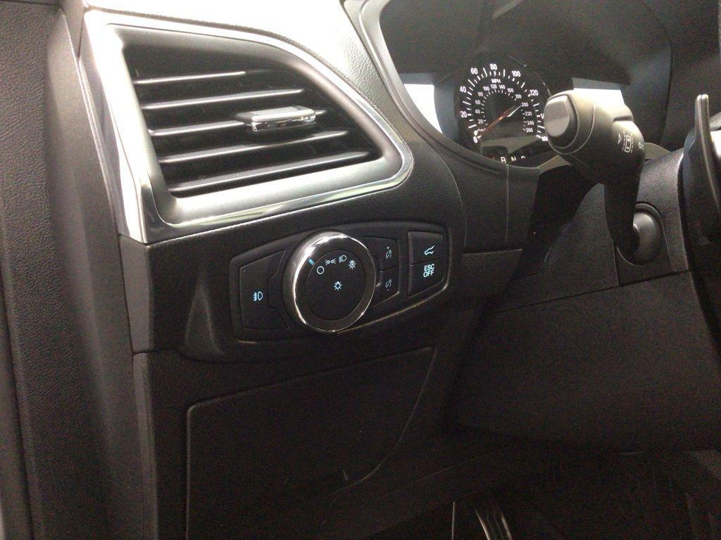 used 2022 Ford Edge car, priced at $29,500