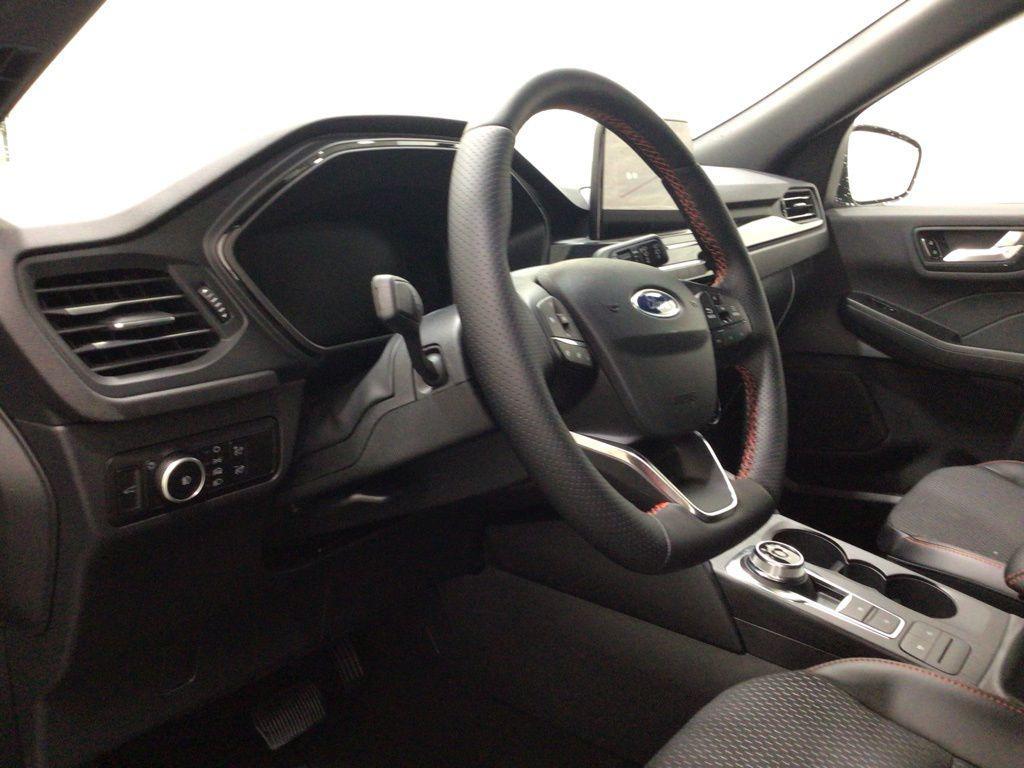 new 2025 Ford Escape car, priced at $29,298