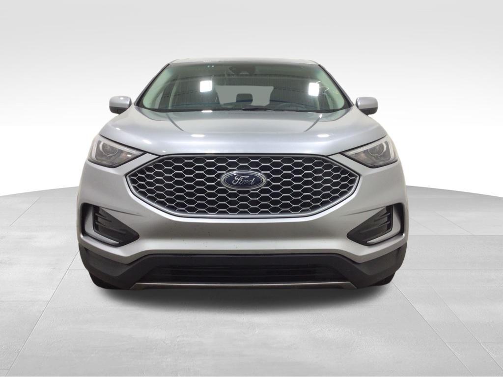 used 2024 Ford Edge car, priced at $23,800