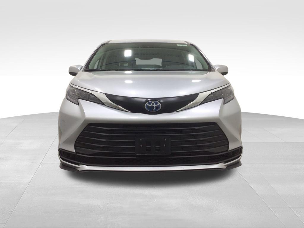 used 2024 Toyota Sienna car, priced at $36,000