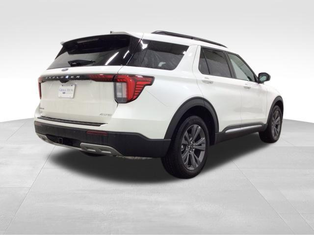 new 2025 Ford Explorer car, priced at $46,938