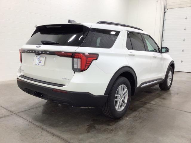 new 2025 Ford Explorer car, priced at $41,692