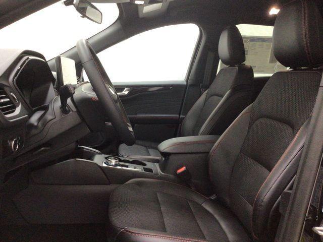 new 2025 Ford Escape car, priced at $32,518