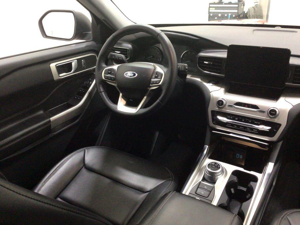 used 2023 Ford Explorer car, priced at $31,000