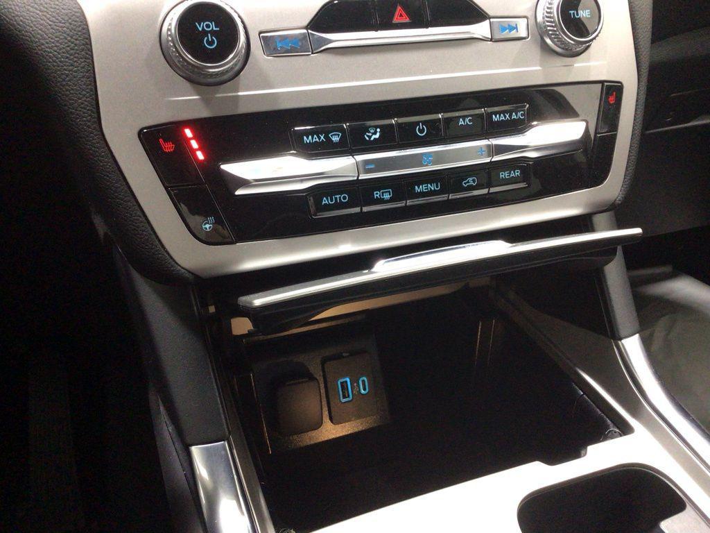 used 2023 Ford Explorer car, priced at $31,000