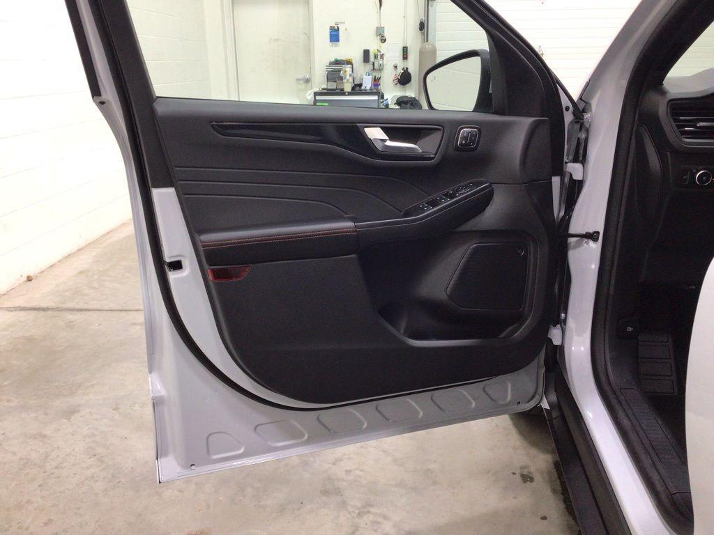 new 2025 Ford Escape car, priced at $33,720