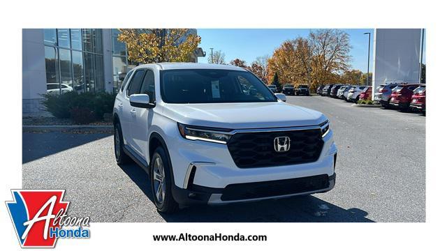 new 2025 Honda Pilot car, priced at $48,180