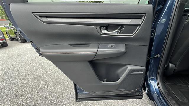 new 2025 Honda CR-V Hybrid car, priced at $37,545