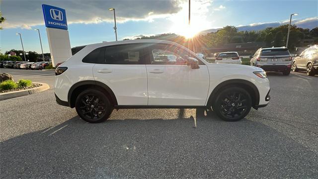 new 2025 Honda HR-V car, priced at $30,850