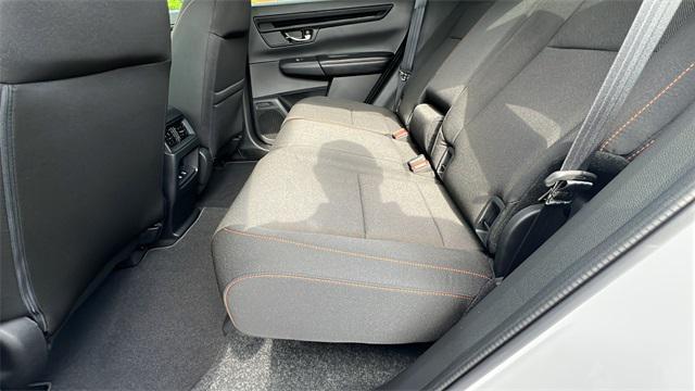 new 2025 Honda CR-V Hybrid car, priced at $38,000