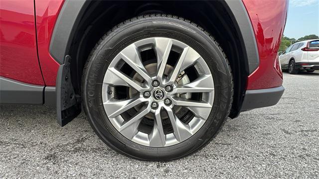 used 2020 Toyota RAV4 car, priced at $31,997