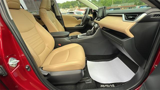 used 2020 Toyota RAV4 car, priced at $31,997