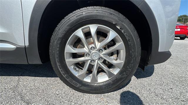 used 2019 Hyundai Santa Fe car, priced at $14,278