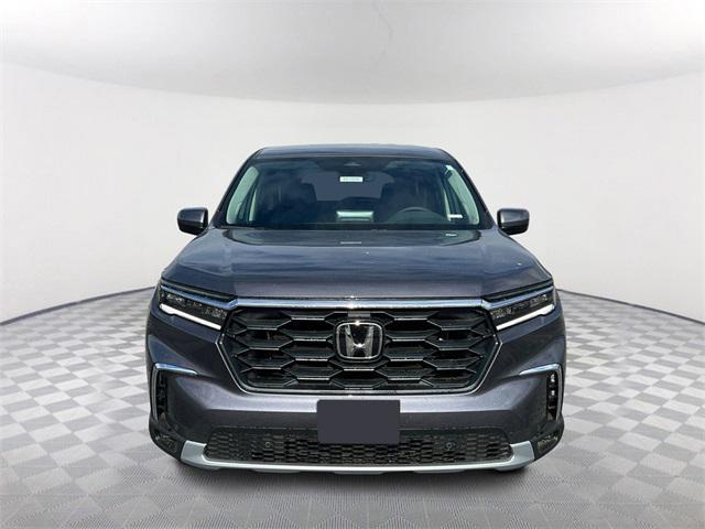 new 2025 Honda Pilot car, priced at $47,050