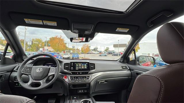 new 2025 Honda Passport car, priced at $44,250