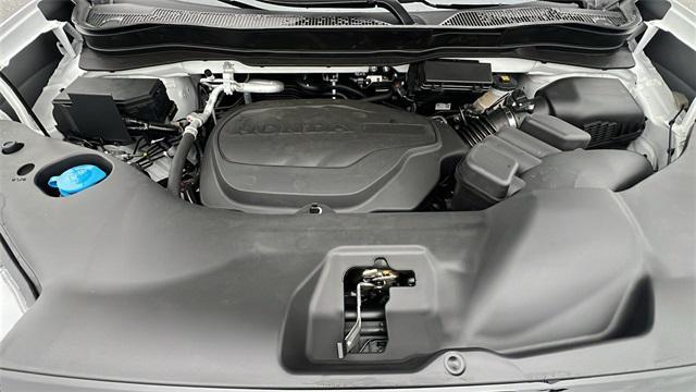 new 2025 Honda Ridgeline car, priced at $48,655