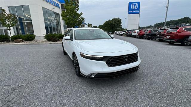 new 2024 Honda Accord Hybrid car, priced at $40,440