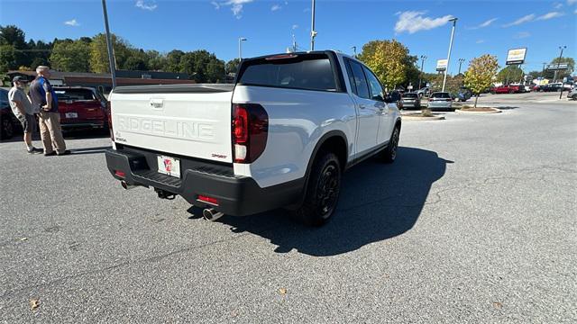 new 2025 Honda Ridgeline car, priced at $44,300