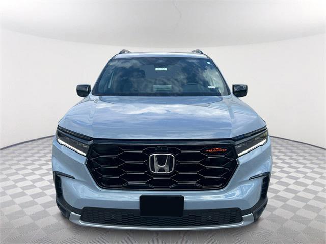 new 2025 Honda Pilot car, priced at $51,250