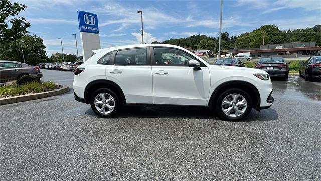 new 2025 Honda HR-V car, priced at $28,405