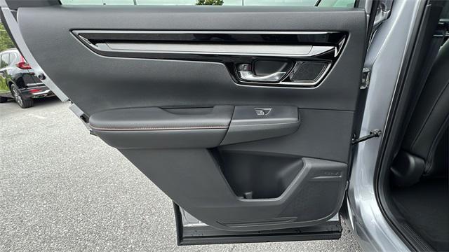 new 2026 Honda CR-V Hybrid car, priced at $43,645