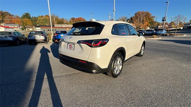 new 2025 Honda HR-V car, priced at $28,705