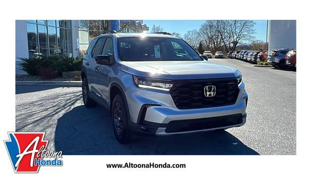 new 2025 Honda Pilot car, priced at $50,795