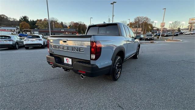 new 2025 Honda Ridgeline car, priced at $48,180