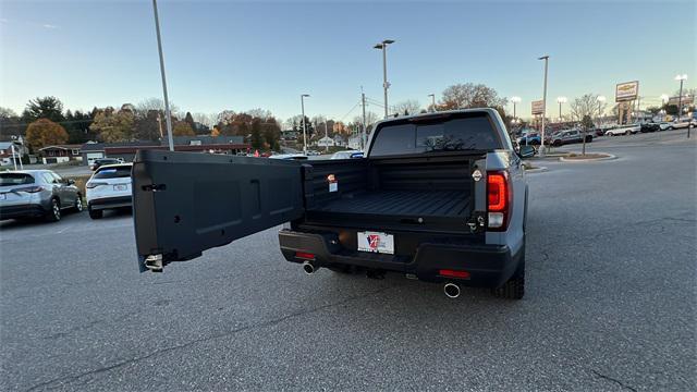 new 2025 Honda Ridgeline car, priced at $48,180