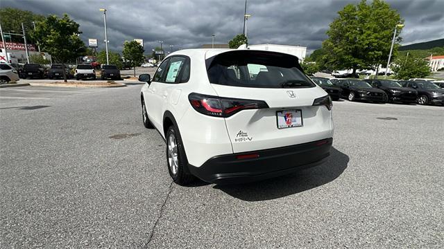 new 2025 Honda HR-V car, priced at $28,750