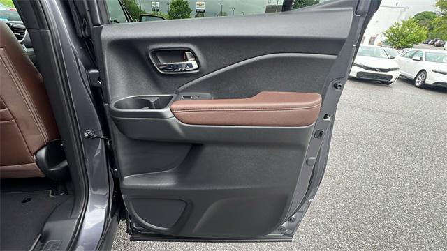 new 2025 Honda Ridgeline car, priced at $46,330