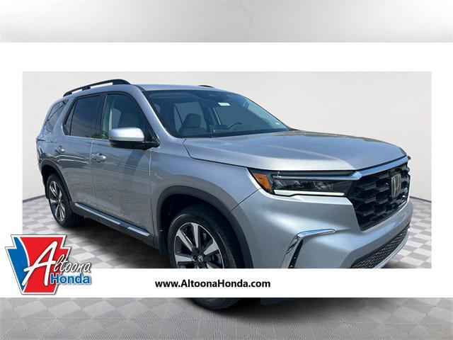 new 2025 Honda Pilot car, priced at $51,050