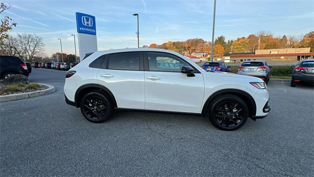 new 2025 Honda HR-V car, priced at $30,805