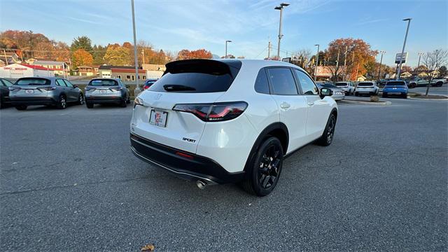 new 2025 Honda HR-V car, priced at $30,805