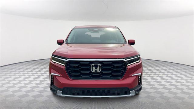 new 2025 Honda Pilot car, priced at $47,880