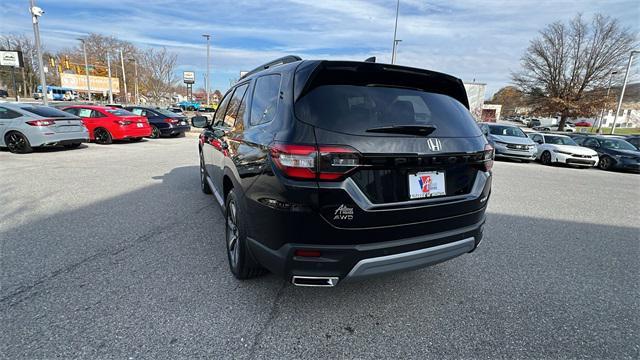 new 2025 Honda Pilot car, priced at $54,475