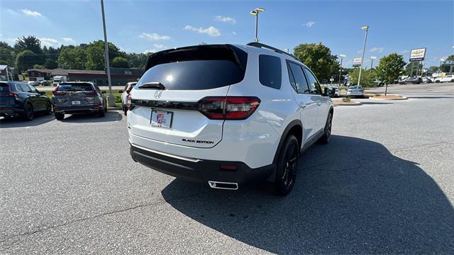 new 2025 Honda Pilot car, priced at $56,485
