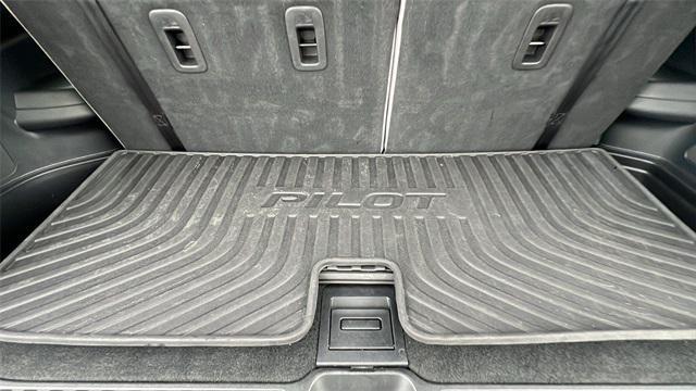 used 2020 Honda Pilot car, priced at $27,590