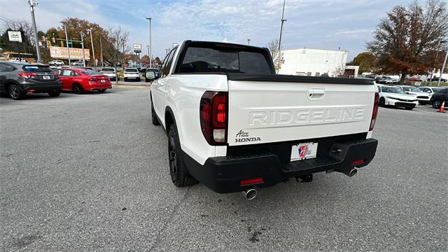 new 2025 Honda Ridgeline car, priced at $48,600