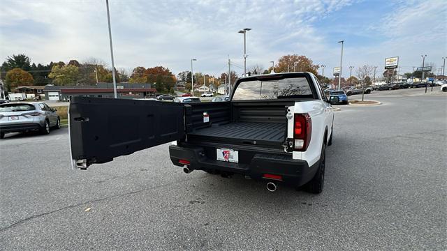 new 2025 Honda Ridgeline car, priced at $48,600