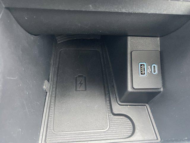 used 2021 Ford Edge car, priced at $26,256